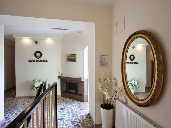 Lew Hostel Inowroclaw Ngoại thất bức ảnh